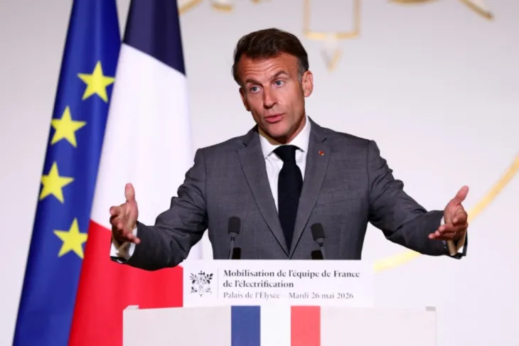 Electrification Macron s’en remet au privé