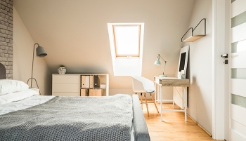 Chambre sous les combles isolés avec Velux