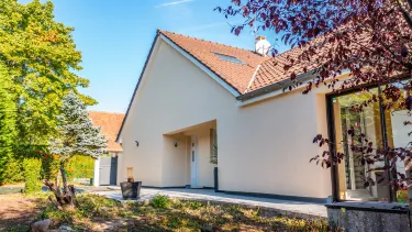 maison moderne vue jardin